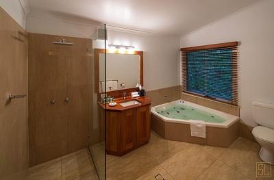 Silky Oaks Lodge - Photo 12