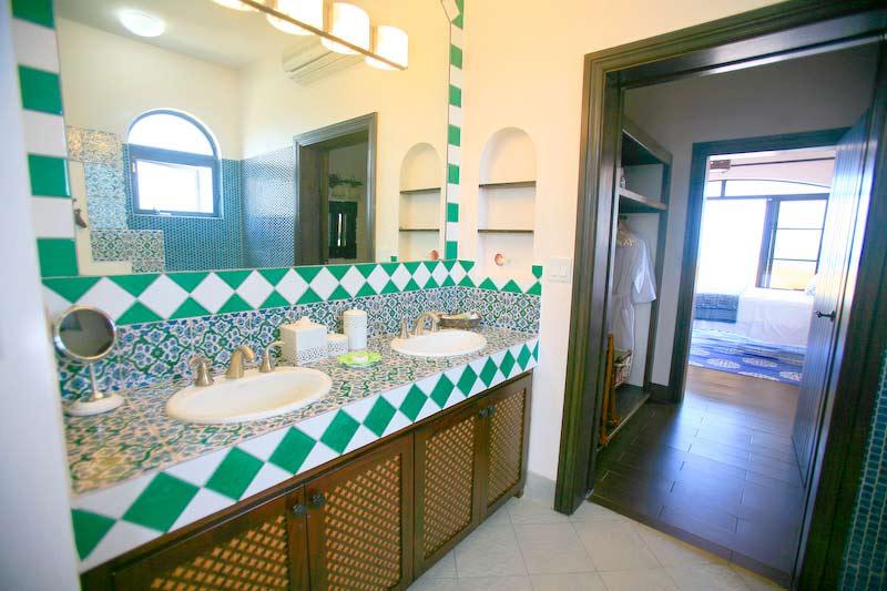 加勒比安圭拉阿马利亚别墅浴室