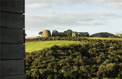 The Cooper Residence - Photo 32