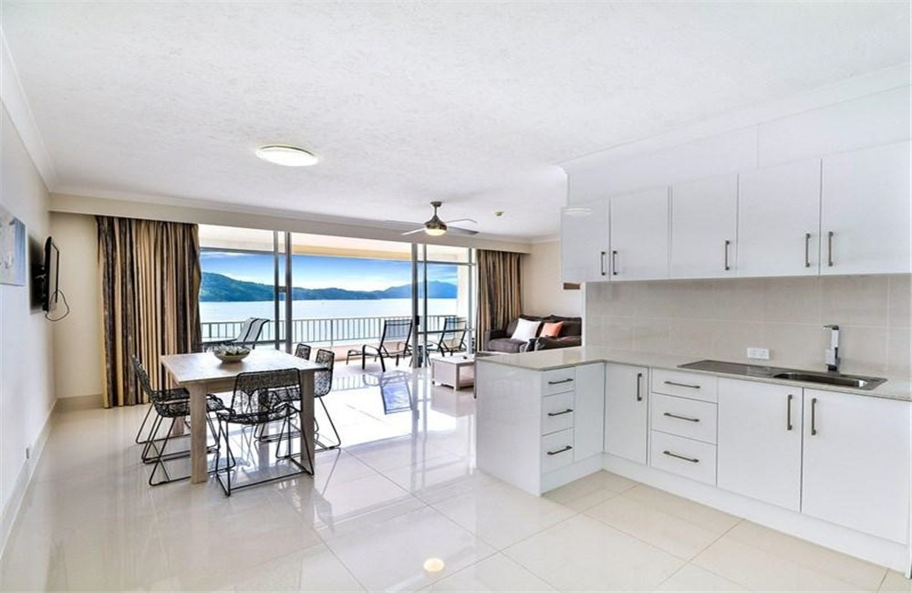 Holiday Homes - Photo 12