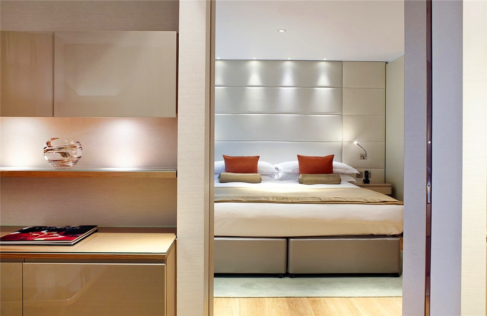 Cheval Three Quays_1-bedroom Apartment - Photo 8