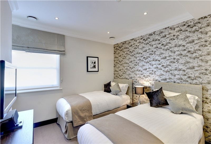 130 Queen's Gate Penthouse - Photo 12