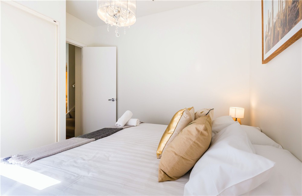 Aerin - Photo 20