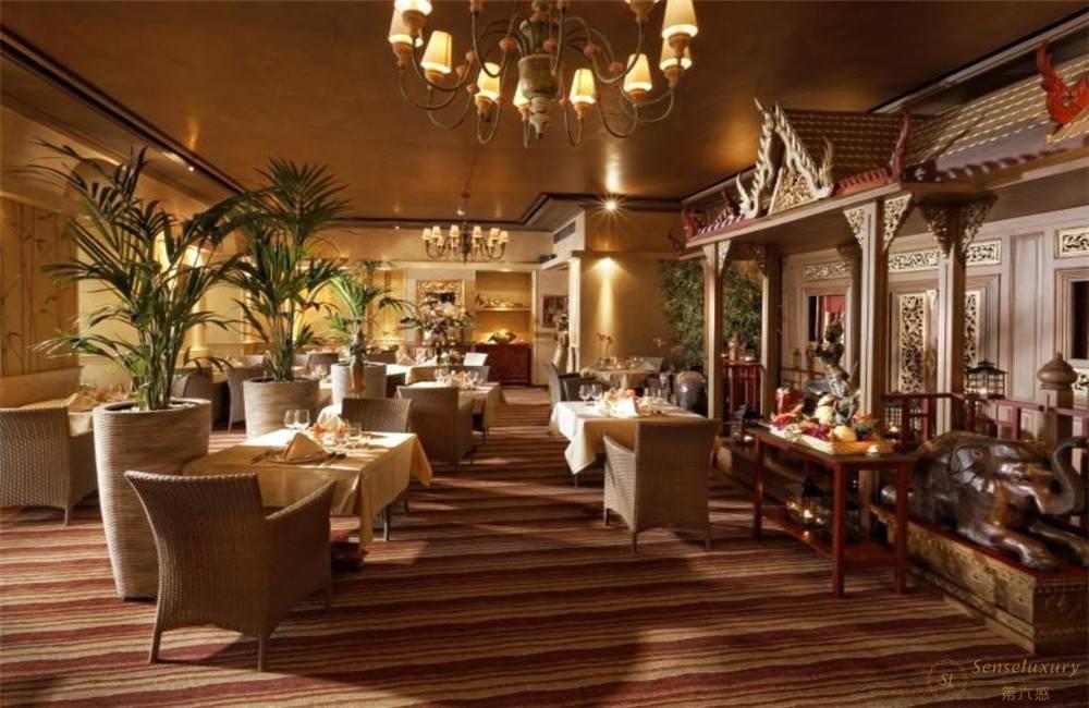 瑞士卢塞恩国家酒店餐厅