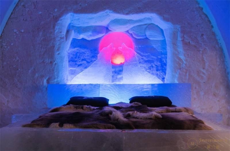 芬兰罗瓦涅米玻璃穹顶雪屋卧室