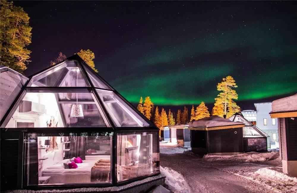 芬兰罗瓦涅米圣诞老人北极圈玻璃雪屋外观
