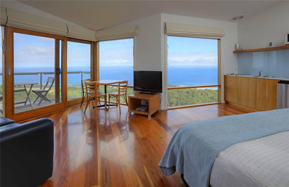 chrisebeaconvilla - Photo 4