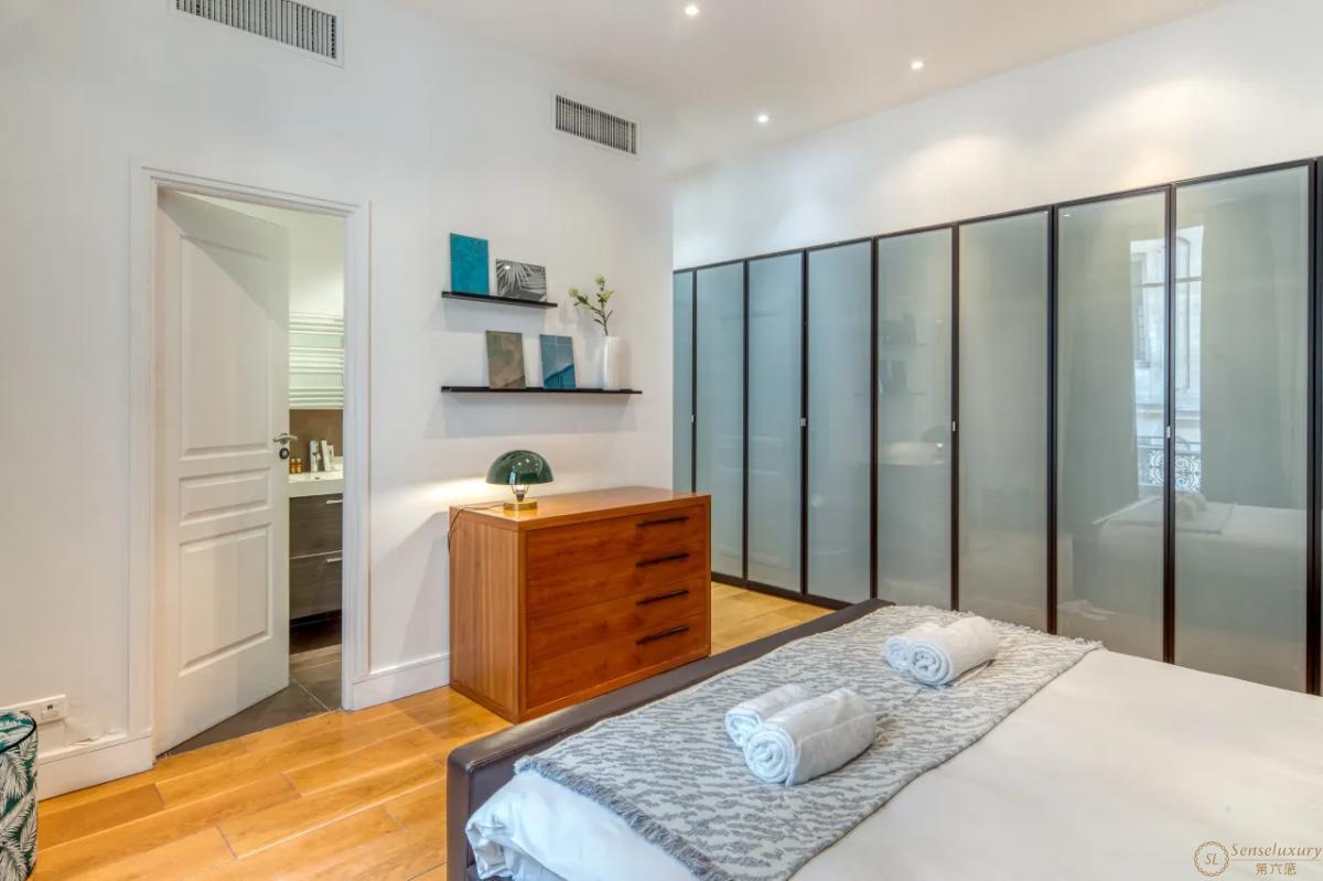Apartment in Rue de Cerisoles C - Photo 8