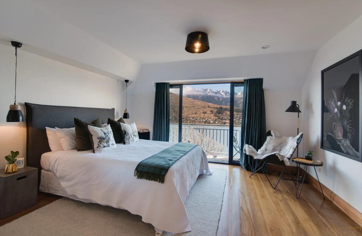 Panorama House - Photo 24