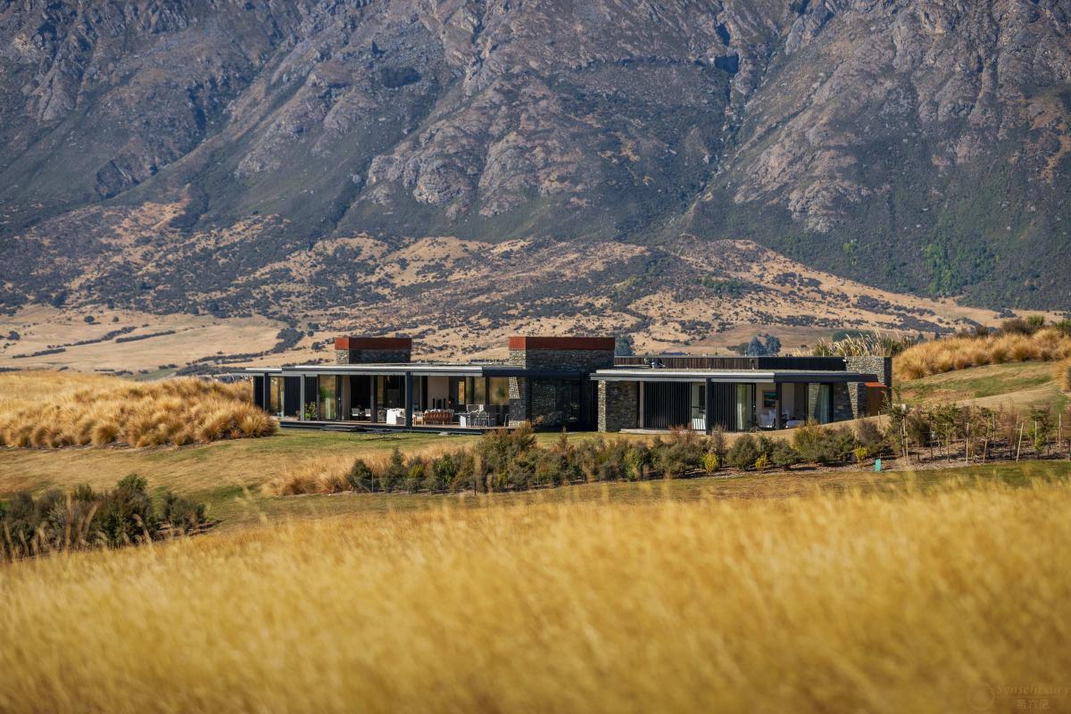 The Lake House