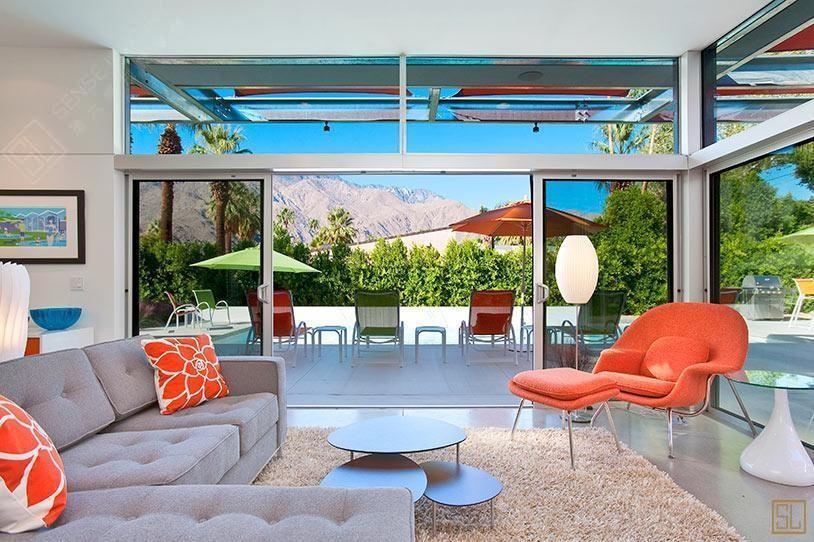 美国棕榈泉现代空间别墅客厅
