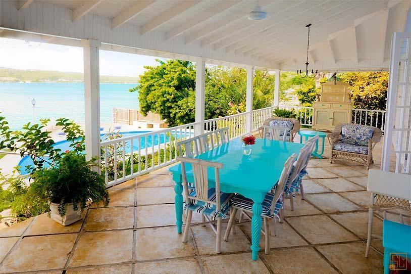 加勒比牙买加海天之恋别墅餐桌