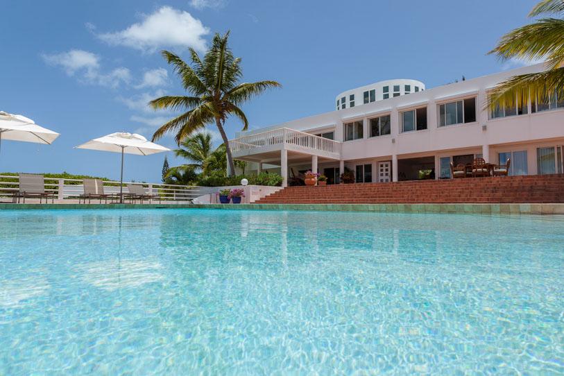 加勒比安圭拉天堂度假别墅游泳池