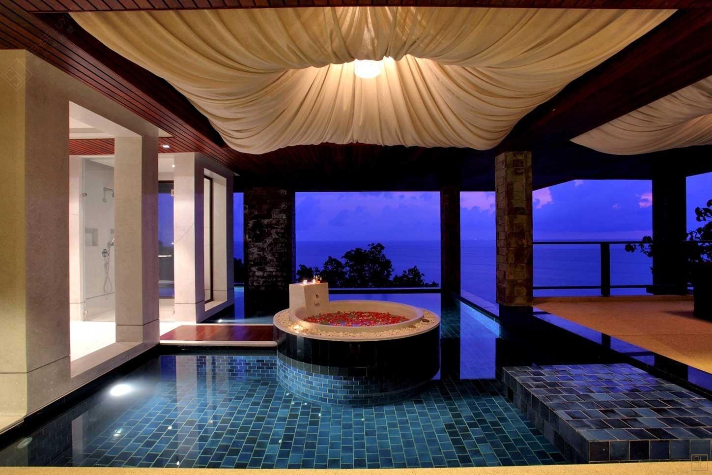 泰国普吉岛帕丽莎水疗泳池套房浴室