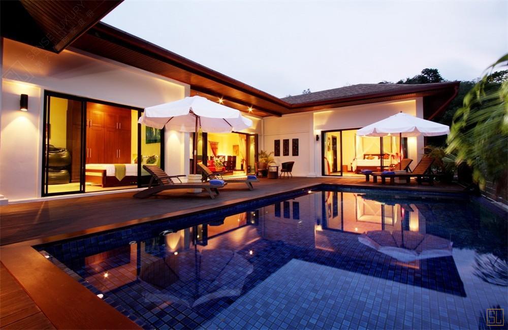泰国普吉岛月光石别墅泳池