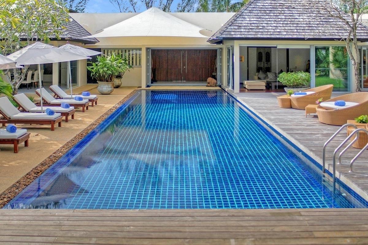泰国普吉岛萨玛吉别墅泳池