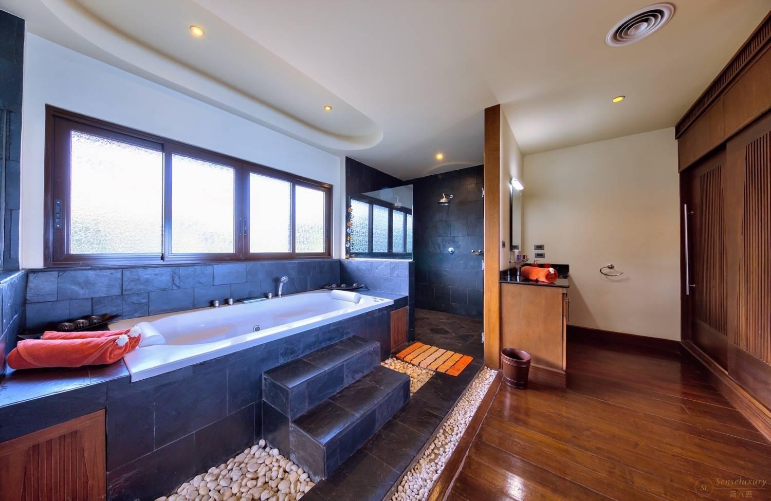 泰国苏梅岛七旋别墅盥洗室