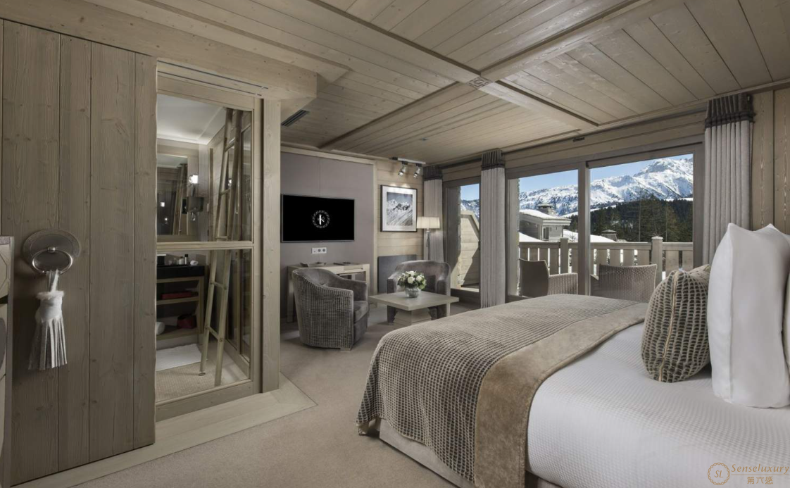 HOTEL LE K2 PALACE - Photo 3